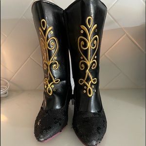 Disney Elsa Black Boots “used”